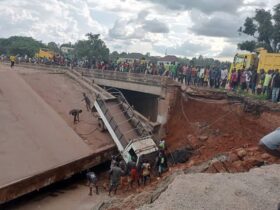 Collapse bridge