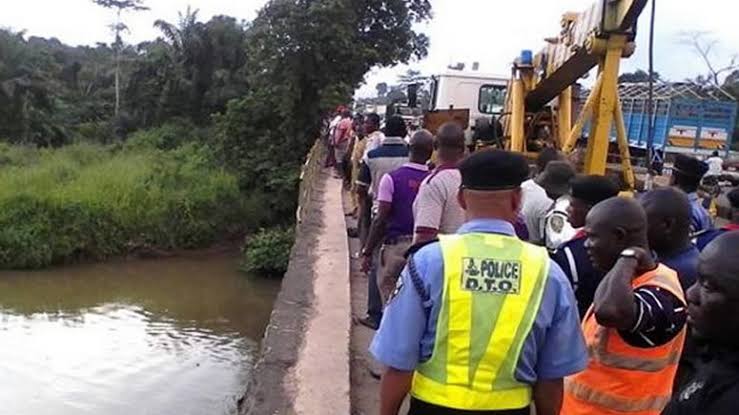 Car plunges into River